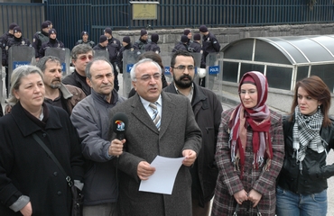 KUZEY AFRİKA VE ORTADOĞUDA ŞİDDETE DUR DİYORUZ
